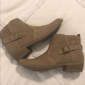 NEW Just Fab Ankle Booties